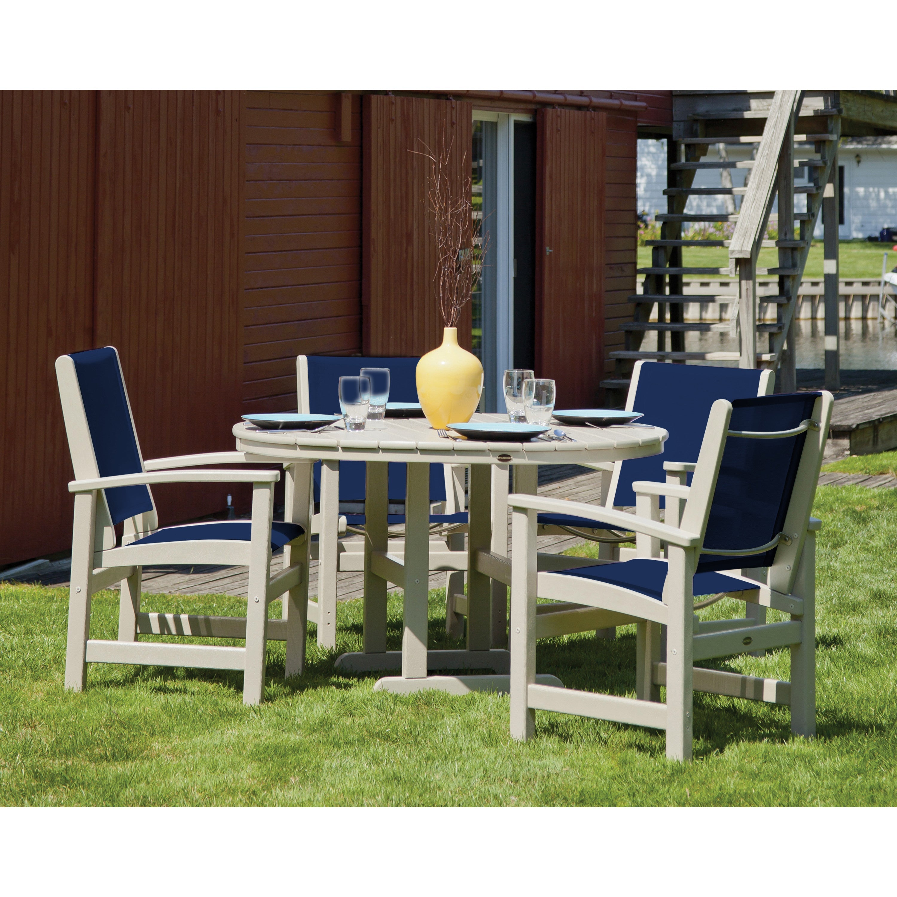 Coastal 5-Piece Round Farmhouse Dining Set